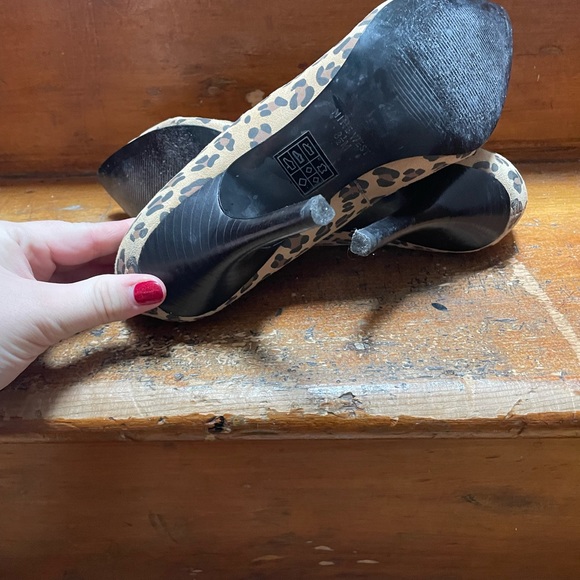 Leopard print heels from Nine West - Picture 2 of 4